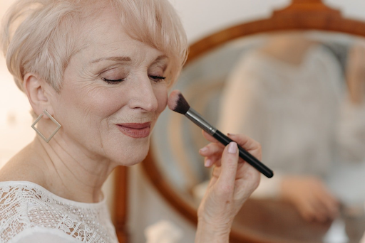 A Guide To Ageless Make-Up Over 50